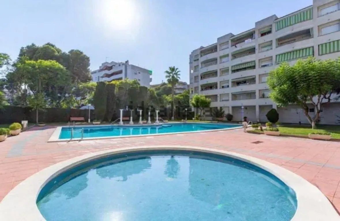 Reformed Cozy Penthouse With Pool - Portaventura Apartment Salou Spain