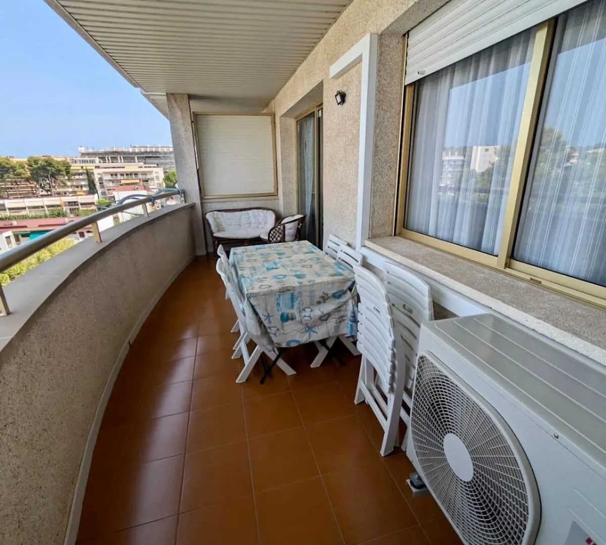 Reformed Cozy Penthouse With Pool - Portaventura Apartment Salou Spain